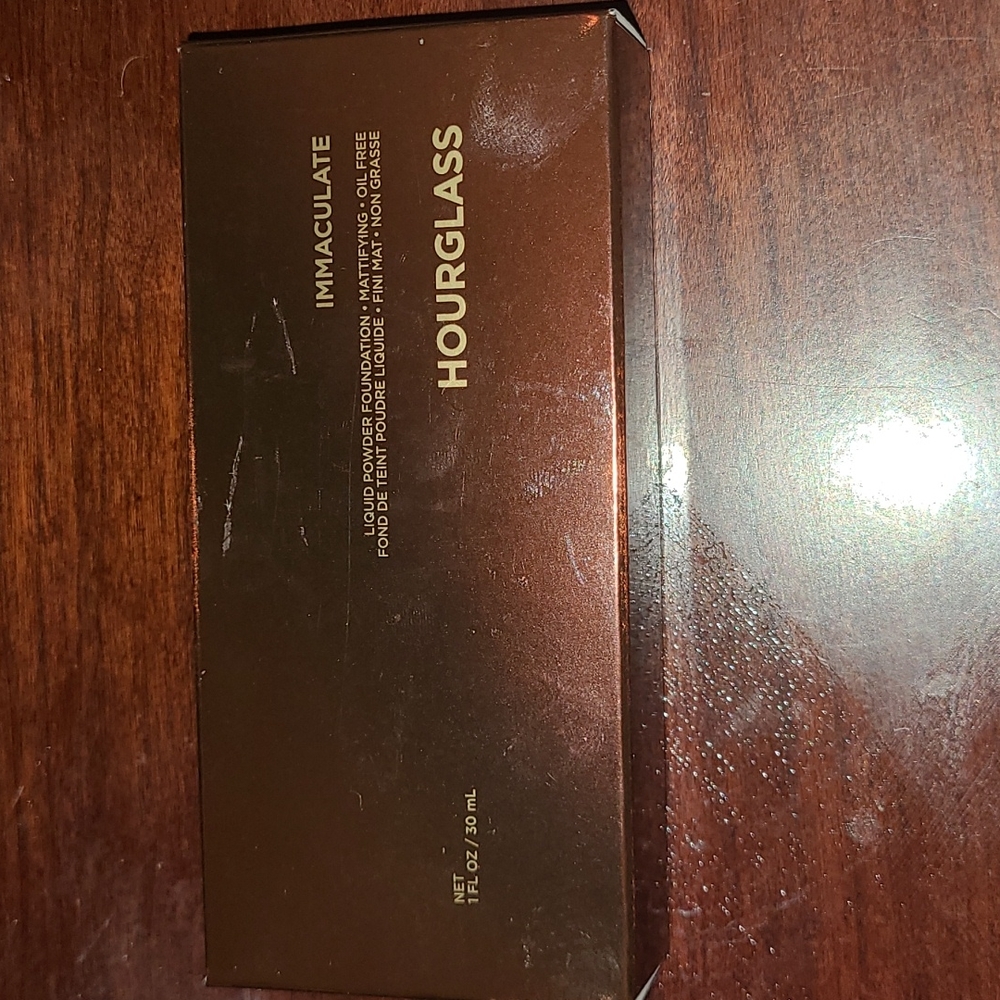 Hourglass Immaculate Liquid Foundation Nude
